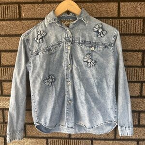 Street Worn Adorable Vintage Acid Wash Button Down Girls Size 10